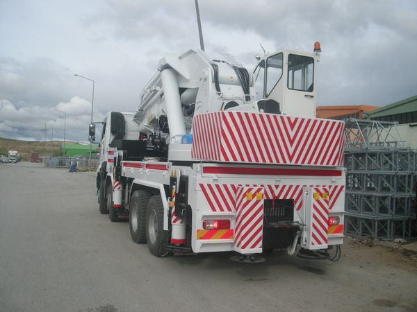 KHS195